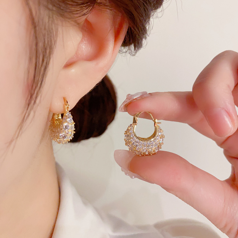 Luxury Bags Dropshipping - Pendientes de Aro con Diseño Moderno
