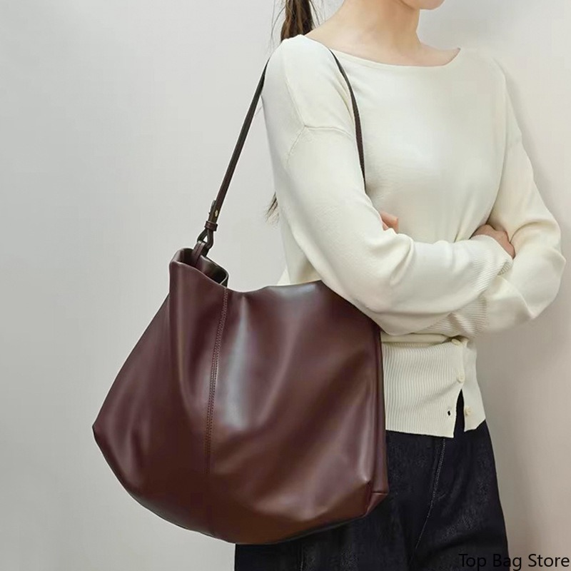 Bolso de Hombro de Cuero Genui - Luxury Bags Quiet reseña y precio