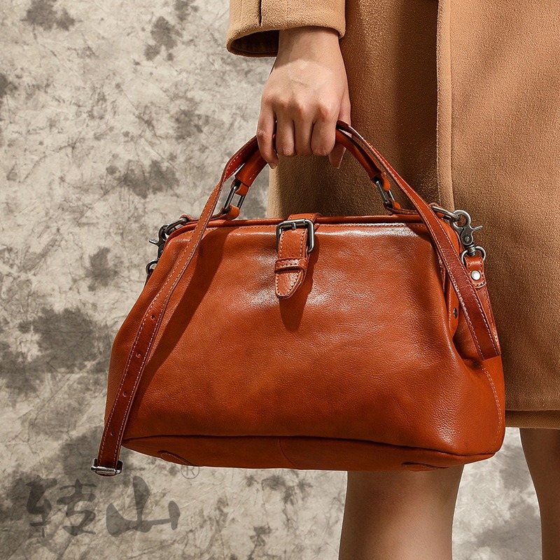Bolso de Hombro de Cuero Genui - Luxury Bags Quiet reseña y precio