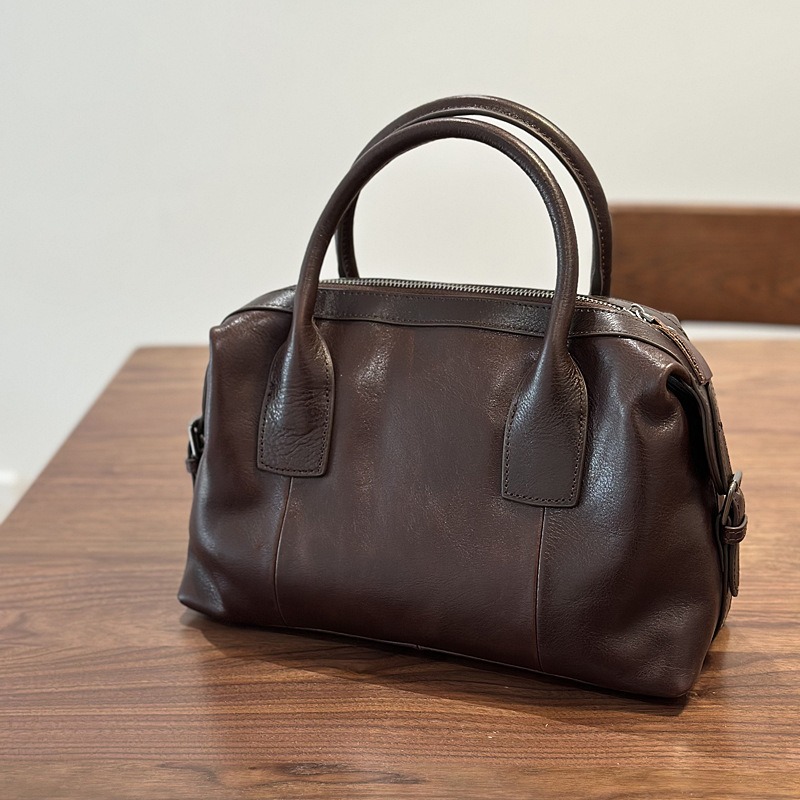 Bolso Boston de Cuero Genuino  - Luxury Bags Quiet reseña y precio