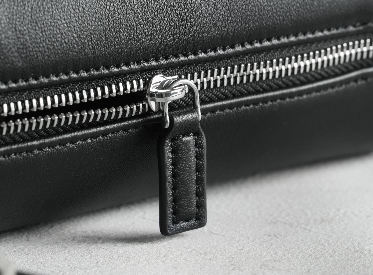 Bolso de Hombro de Cuero Minim - Luxury Bags Quiet reseña y precio